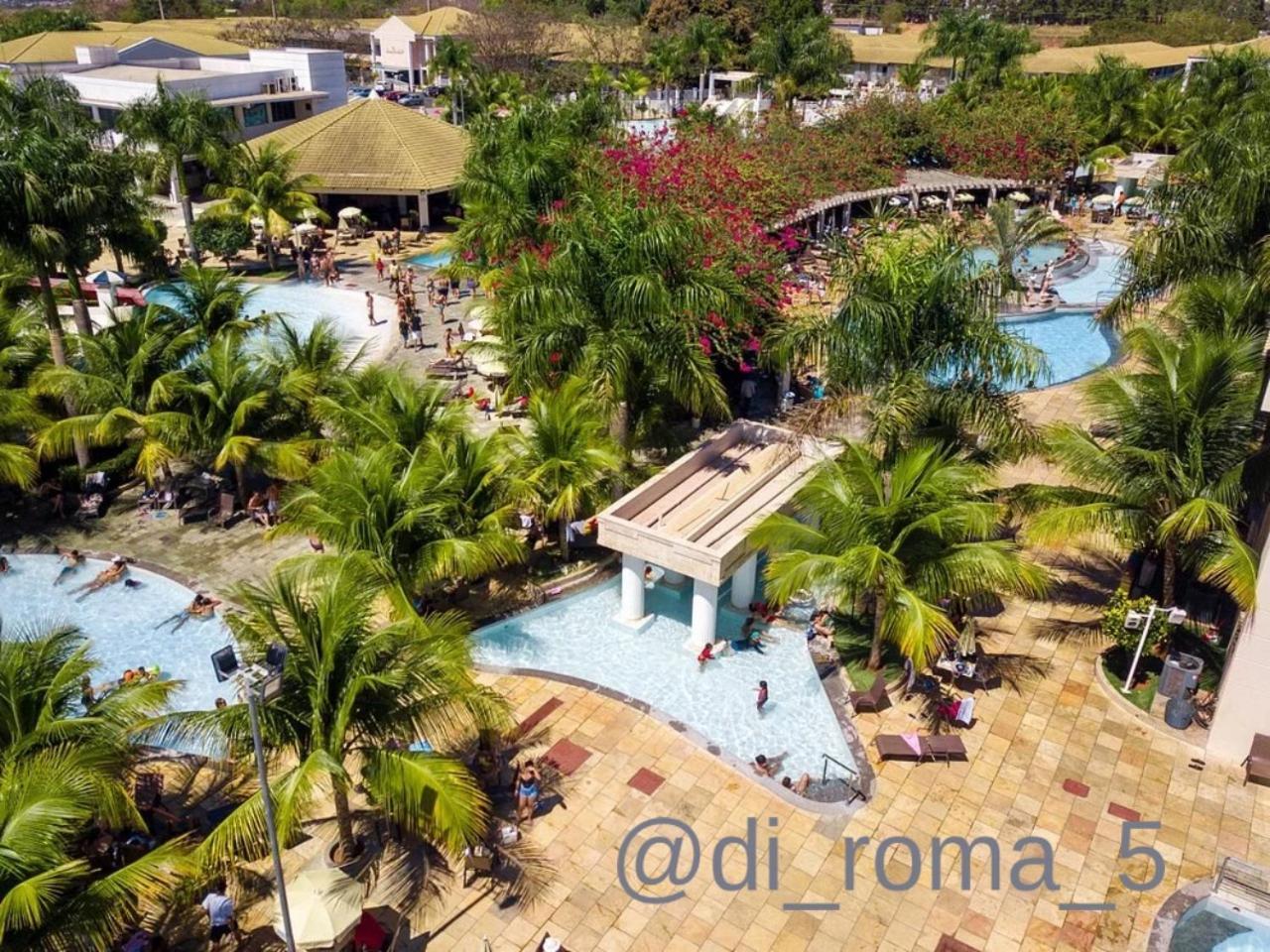 Apto Completo Com Parque Aquatico 24 Horas Lacqua Diroma Caldas Novas Exterior foto